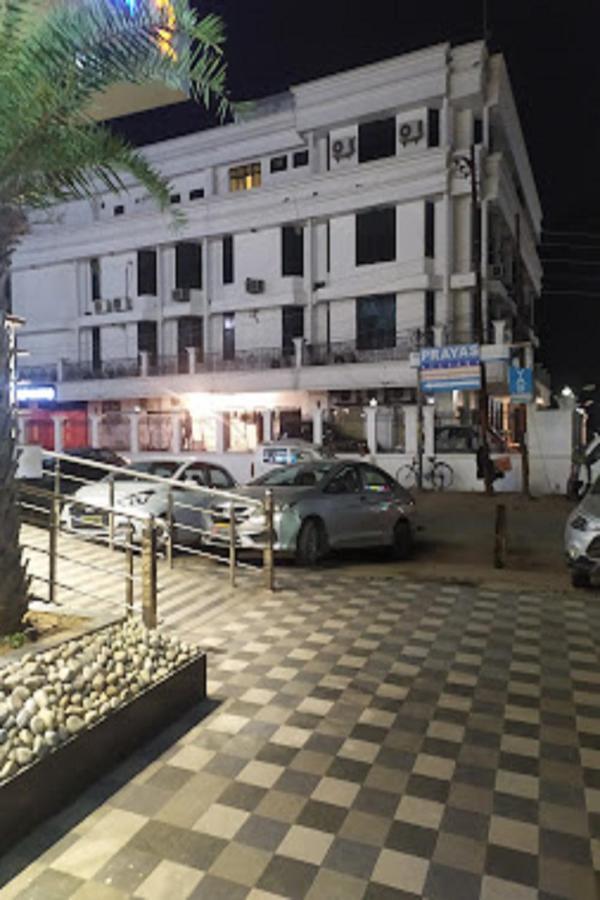 גורקפור Hotel Park Regency מראה חיצוני תמונה