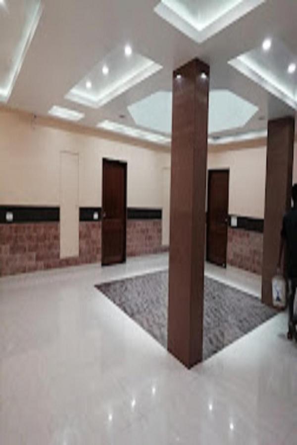 גורקפור Hotel Park Regency מראה חיצוני תמונה