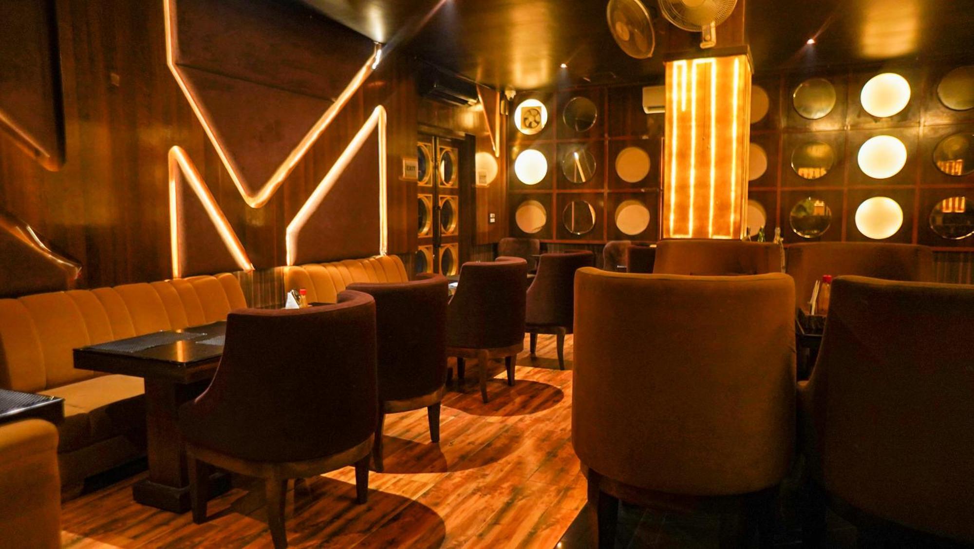 גורקפור Hotel Park Regency מראה חיצוני תמונה