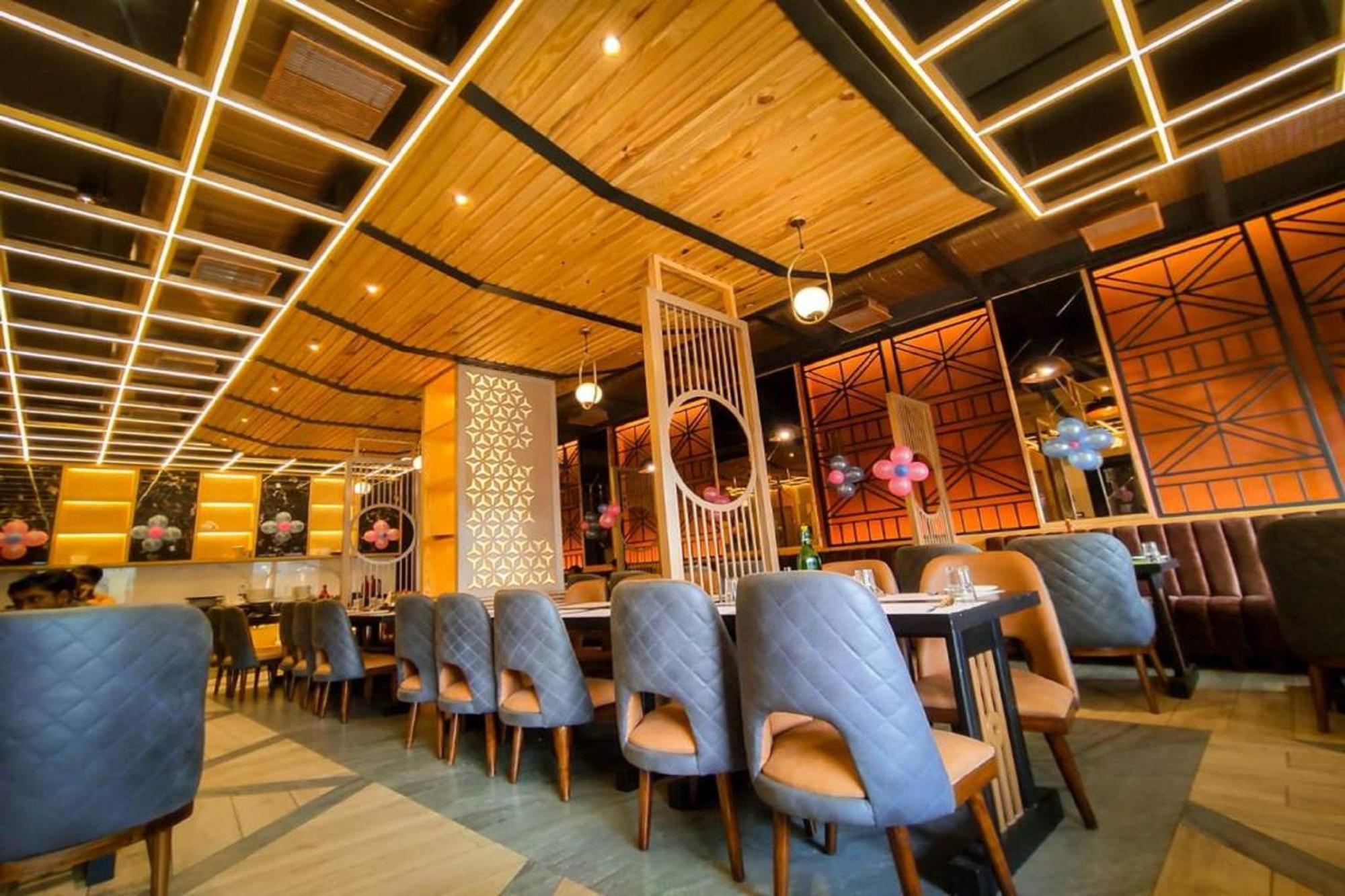 גורקפור Hotel Park Regency מראה חיצוני תמונה